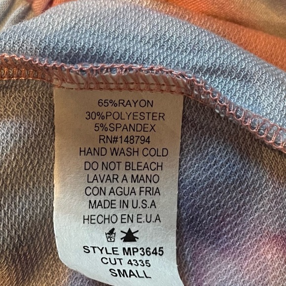 Two Piece Tie Dye Set! 🩳👚😍-LAST ONE DON’T MISS OUT!! Size S - Picture 10 of 12